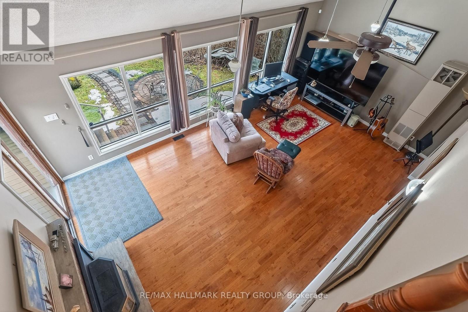 3 Bed, 2 Bath House for Sale in Ottawa – 201 MOORHEAD DRIVE, Ottawa – MLS# X13740914 - Image 23
