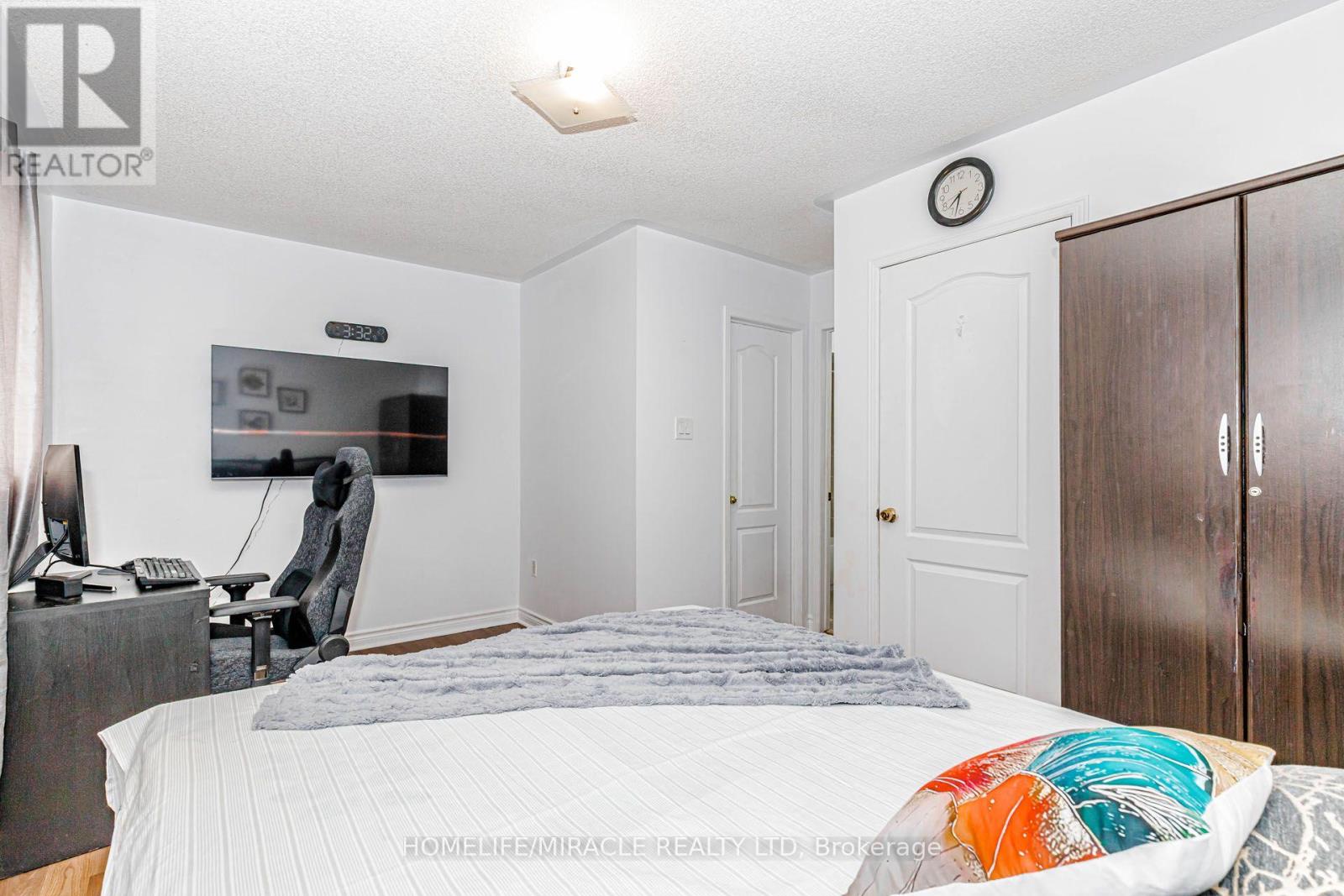 #106 601 SHORELINE DRIVE - 29