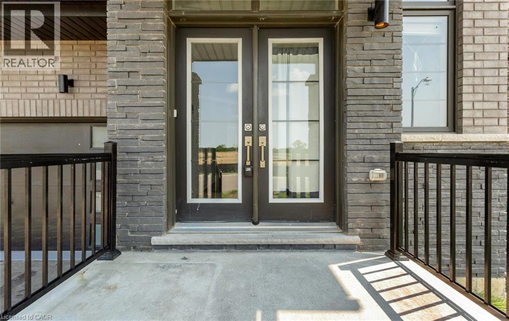 32 REBECCA Way, Caledonia — photo 3