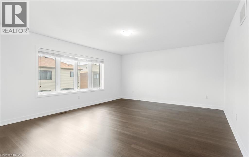 32 REBECCA Way - 27