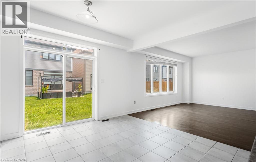 32 REBECCA Way - 18