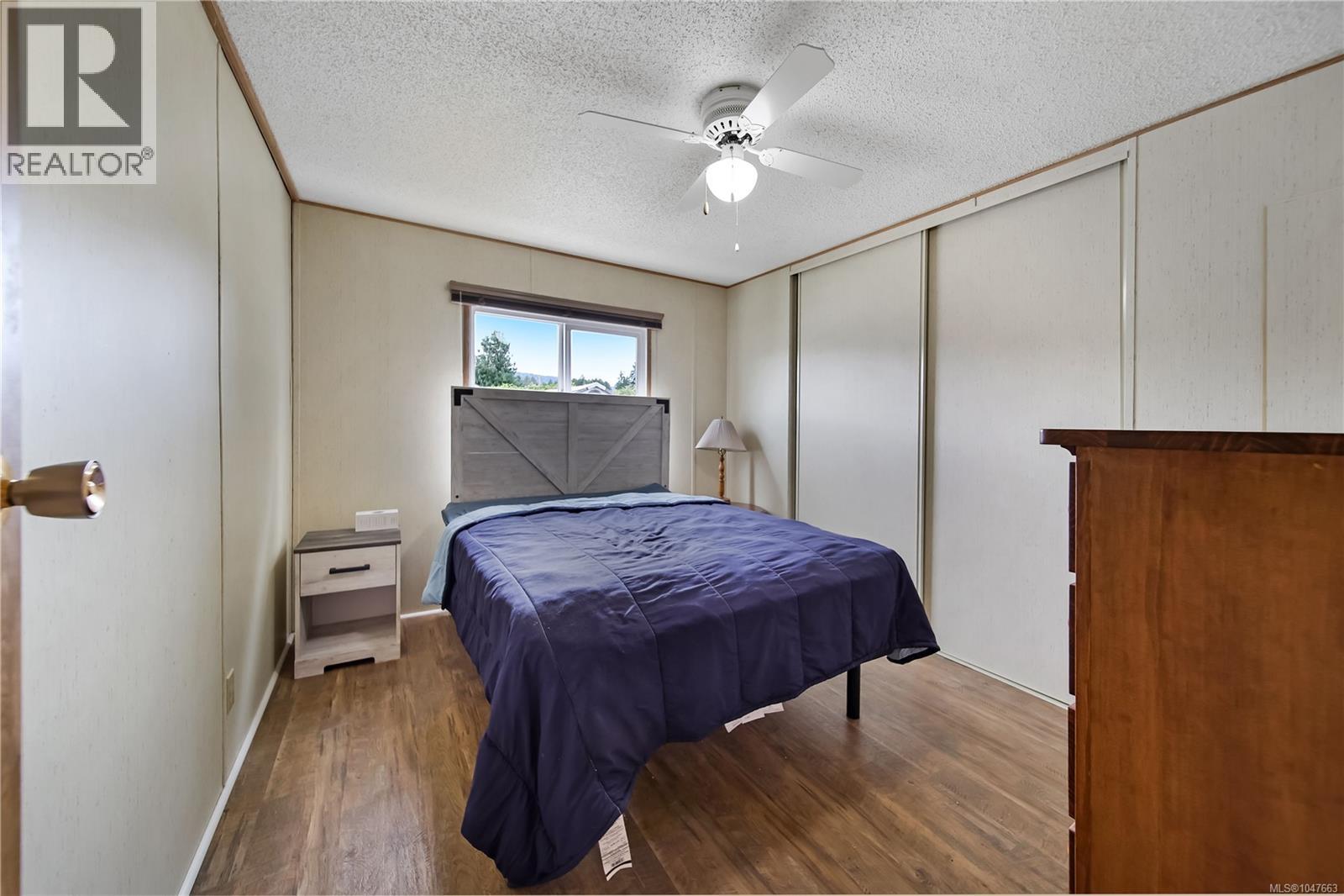 #20 4935 Broughton St - Image 23