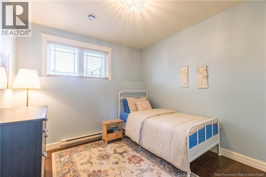 20 Edington Street - 24