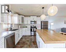 20 Edington Street, photo 10