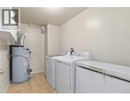4 4073 Blackberry Lane, Saanich, BC V8X5J5 Photo 20