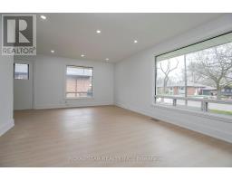 Upper - 114 Wincott Drive, Toronto, ON M9P2P6 Photo 6