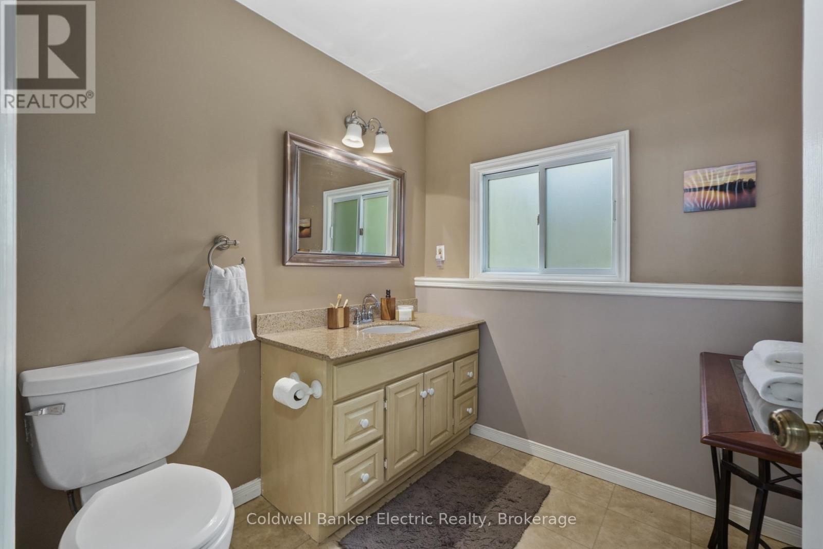 117 PINECREST AVENUE - Image 16