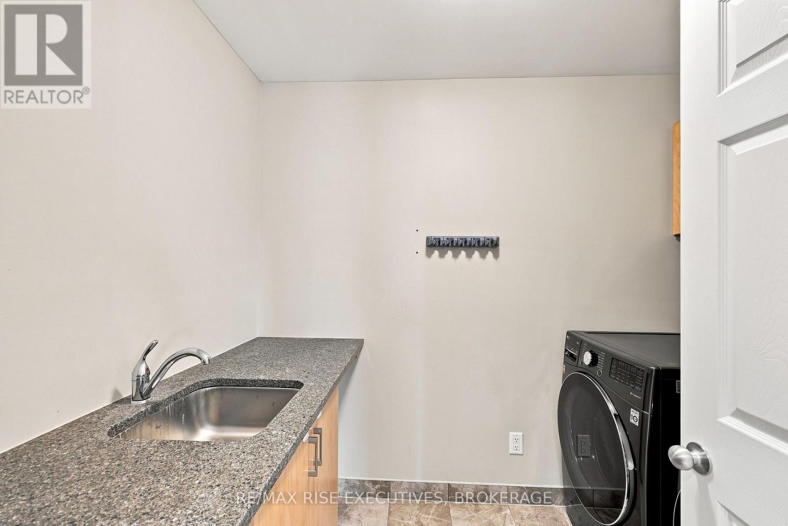 1355 DEMERS AVENUE - Image 36