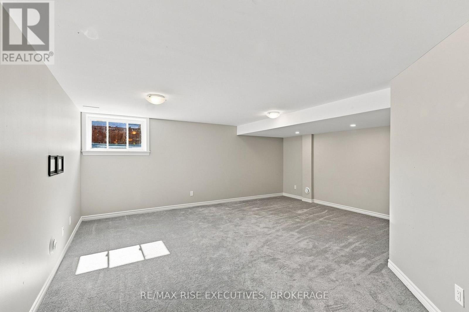 1355 DEMERS AVENUE - Image 38