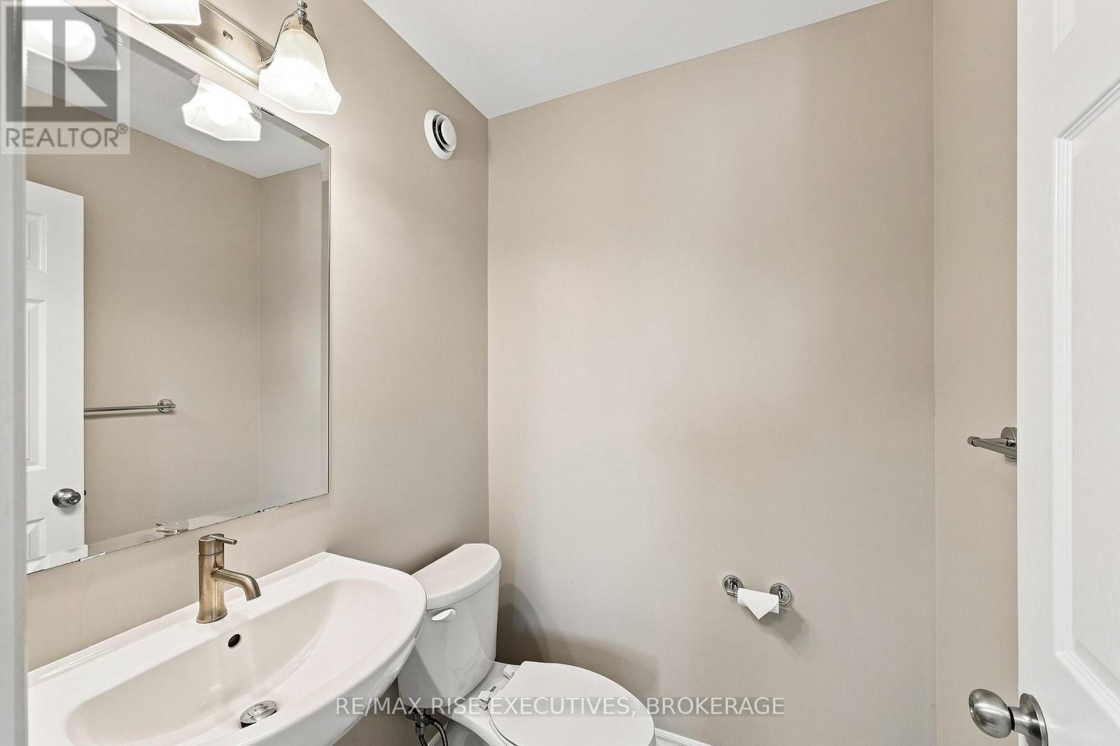 1355 DEMERS AVENUE, Kingston (East Gardiners Rd) — photo 9