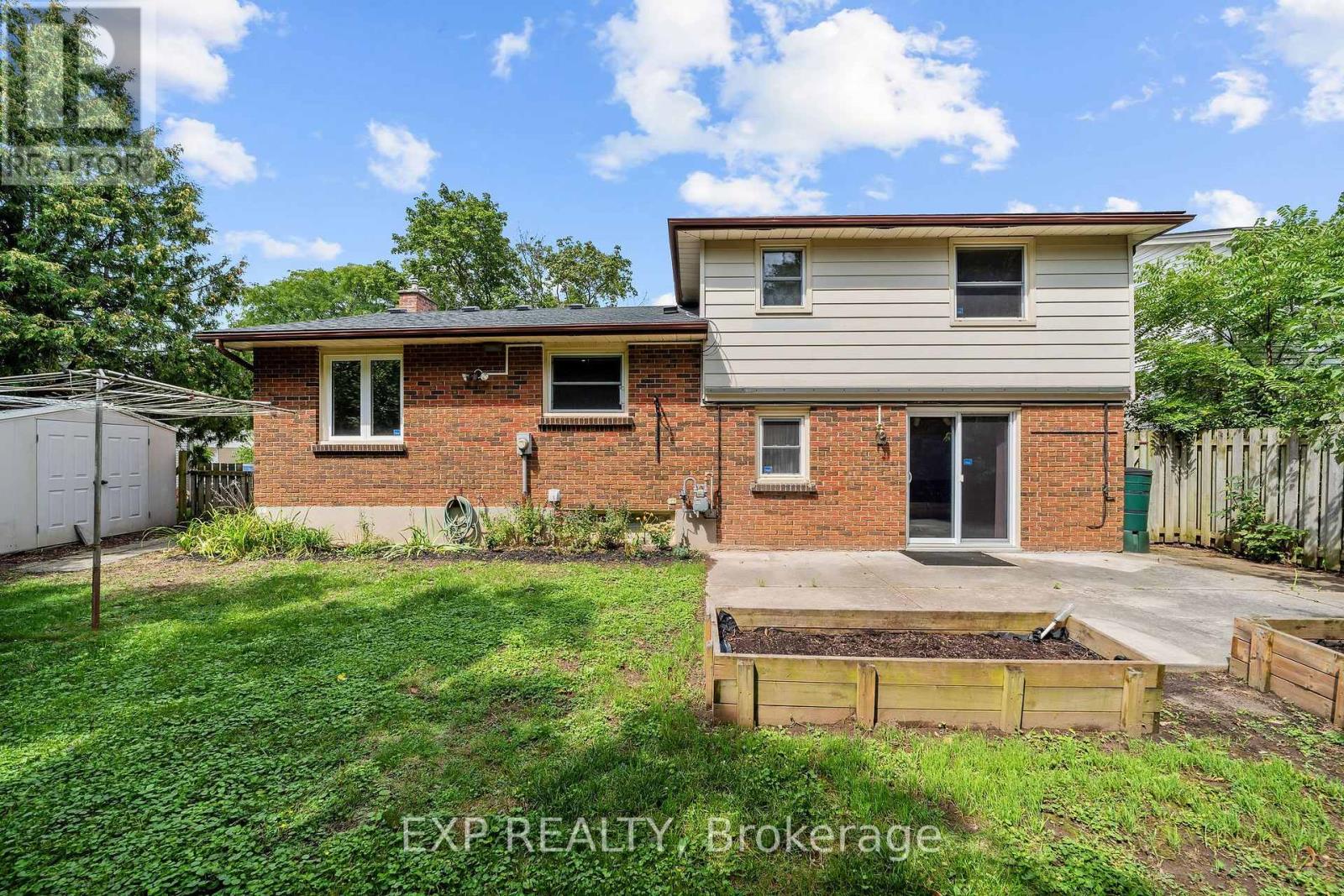 47 GLENBURNIE CRESCENT - 27