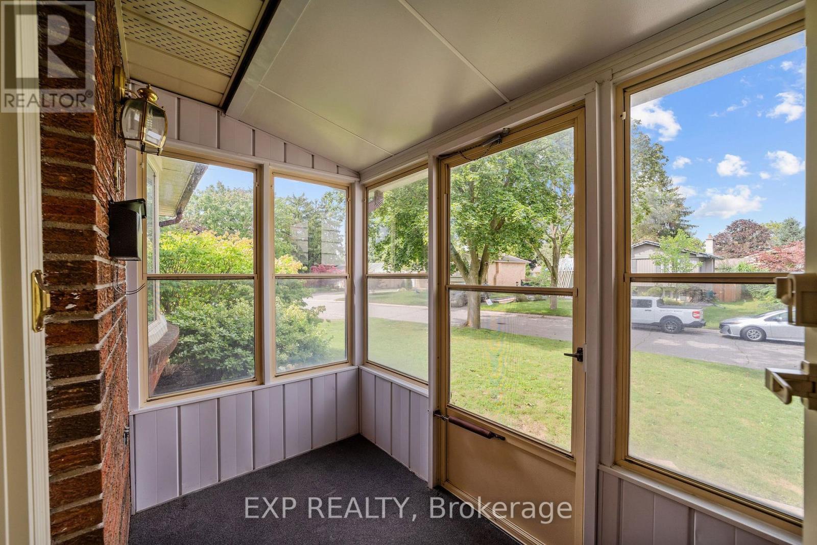 47 GLENBURNIE CRESCENT - 3