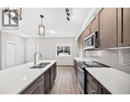 716, 32 Red Embers Parade NE - photo 5