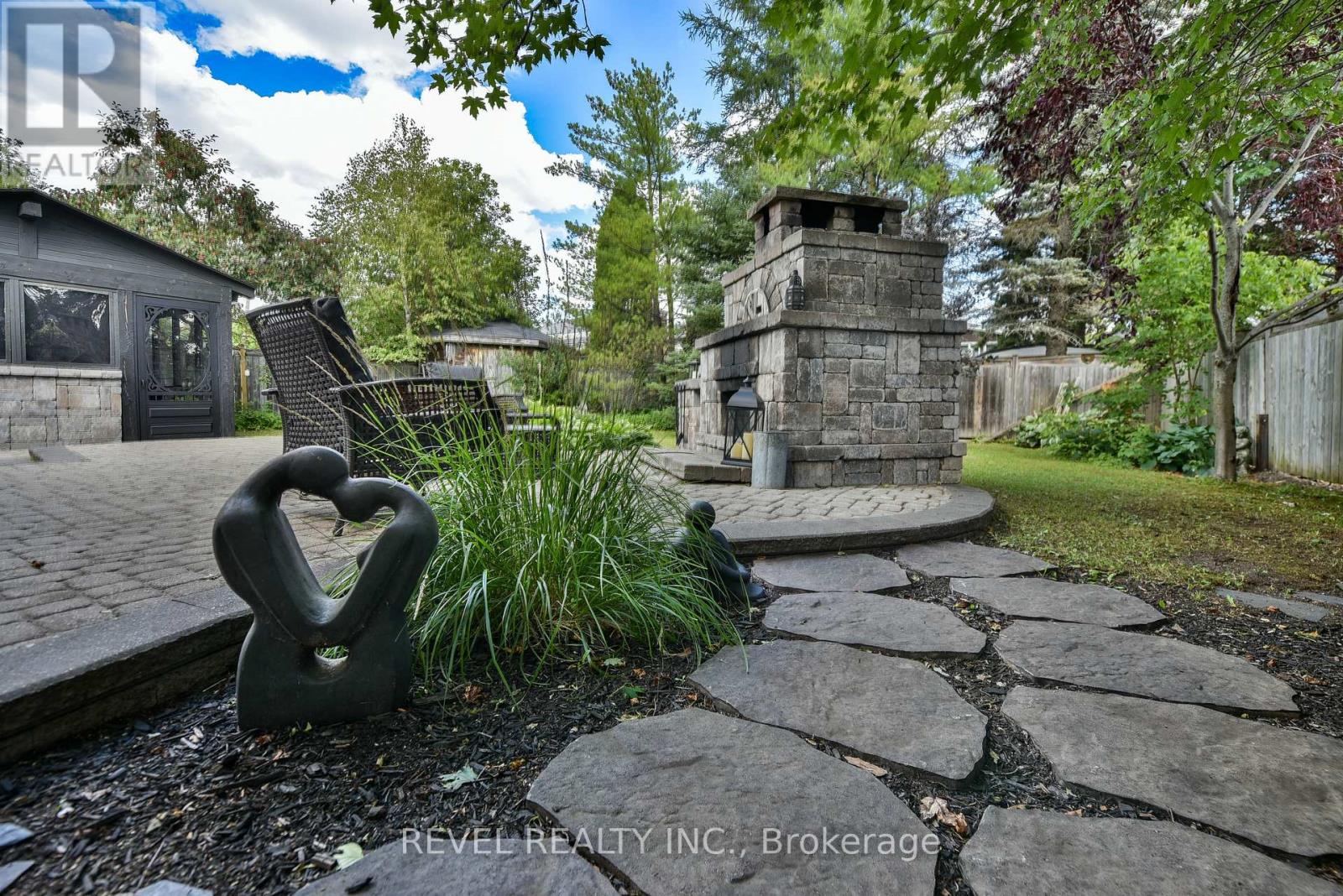 568 TAMARACK STREET - 9