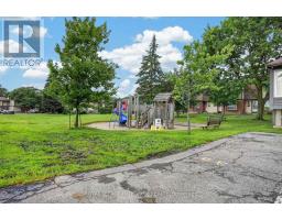 1352 Bakker Court, Ottawa, ON K1C2K4 Photo 39