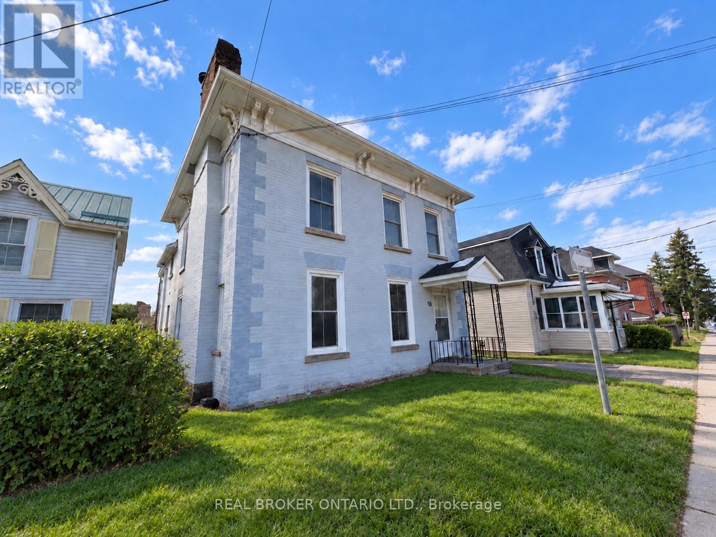 1 - 16 WILLIAM STREET, Brockville — photo 4