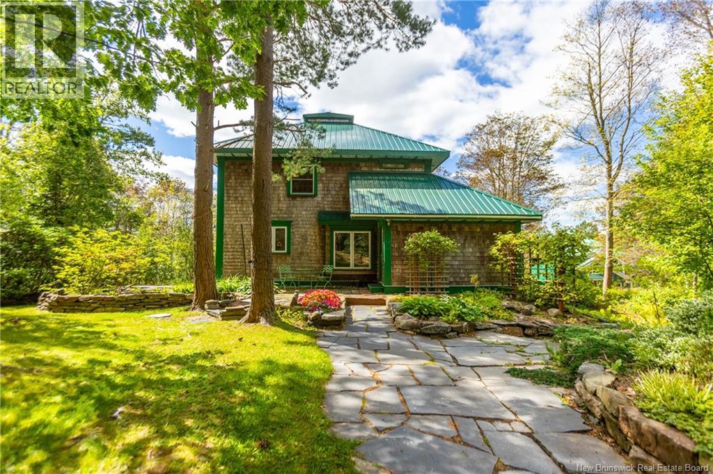 18 Campbell's Hill, Sackville — photo 1