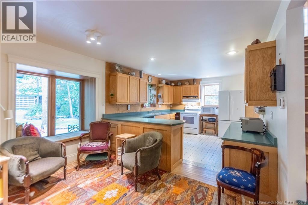 18 Campbell's Hill - Image 13