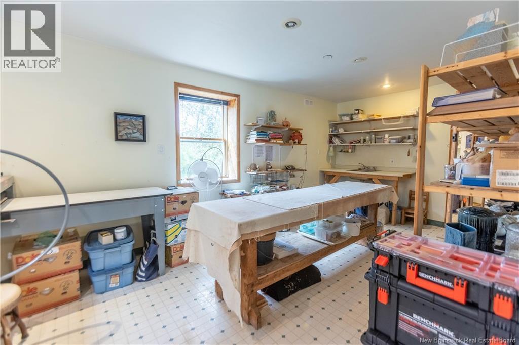 18 Campbell's Hill - Image 21