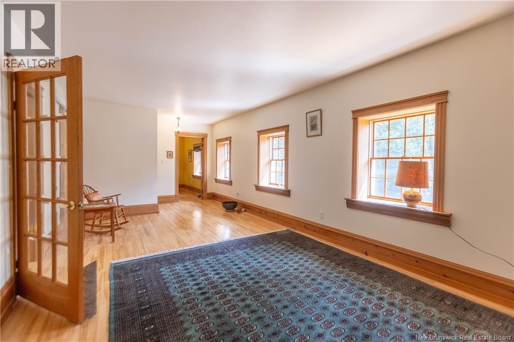 18 Campbell's Hill - Image 28