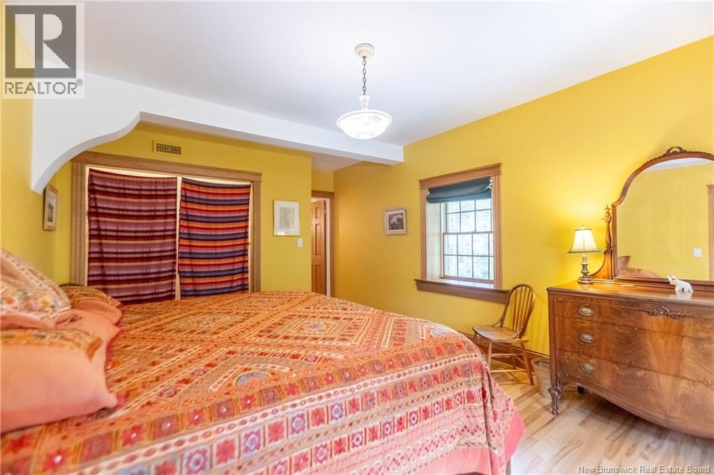 18 Campbell's Hill - Image 29