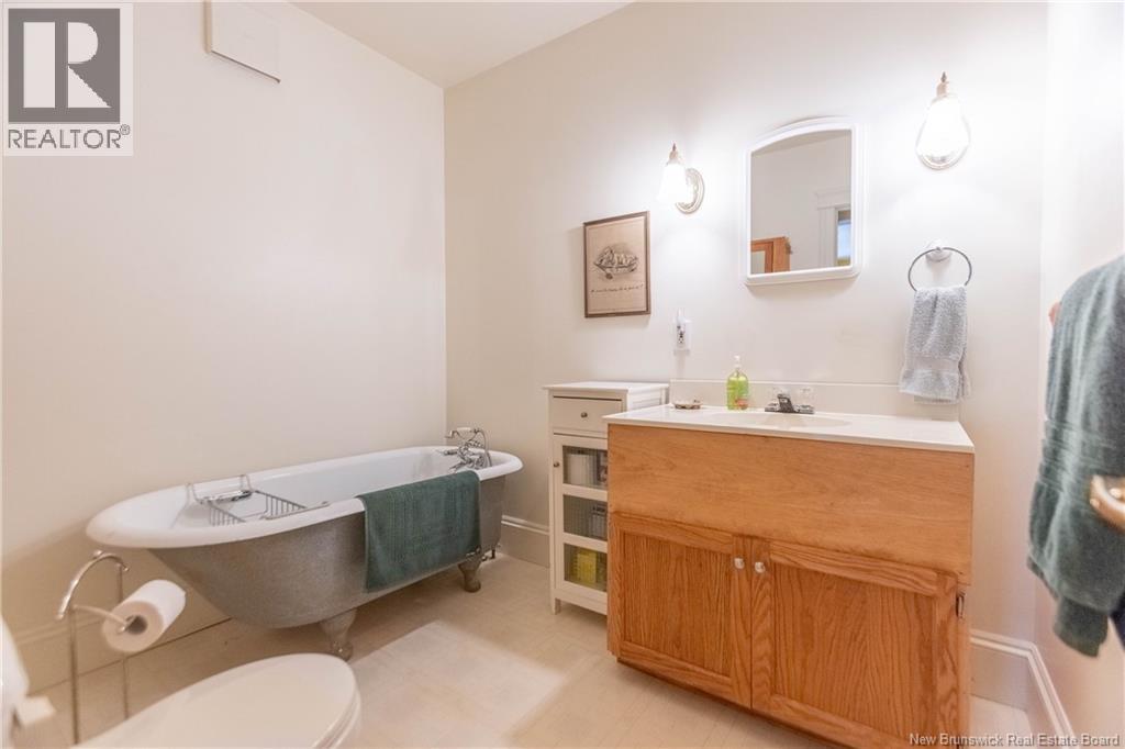 18 Campbell's Hill - Image 31