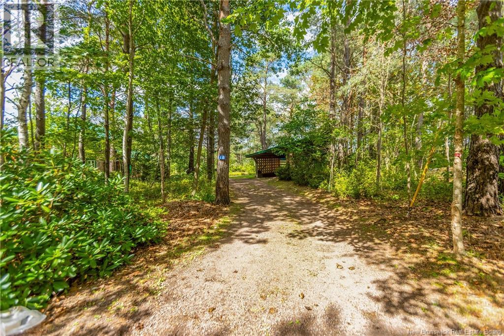 18 Campbell's Hill - Image 43