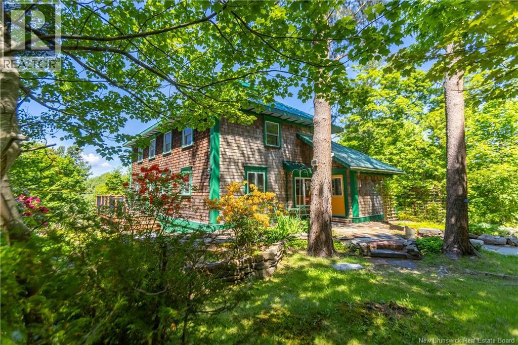 18 Campbell's Hill - 50