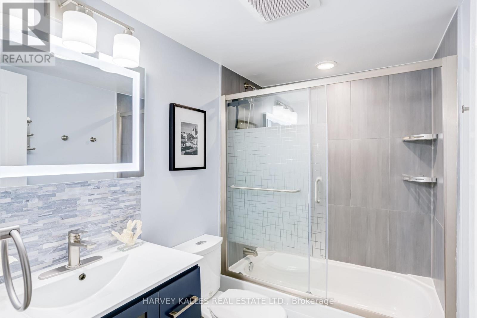 #103 65 HUNTINGDALE BOULEVARD - Image 37