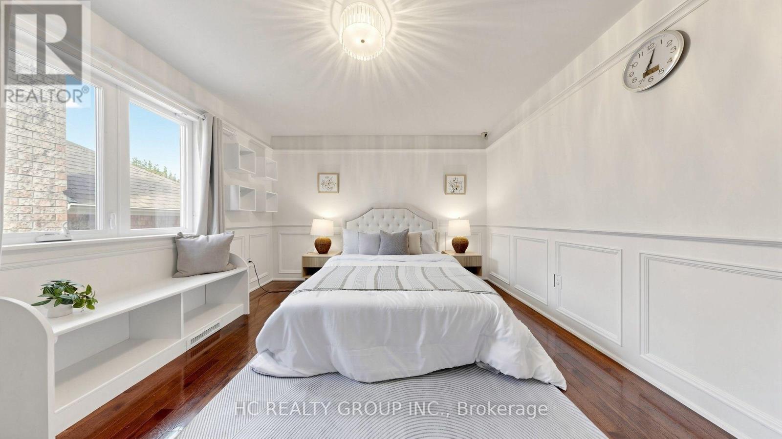 60 OAK AVENUE - Image 31