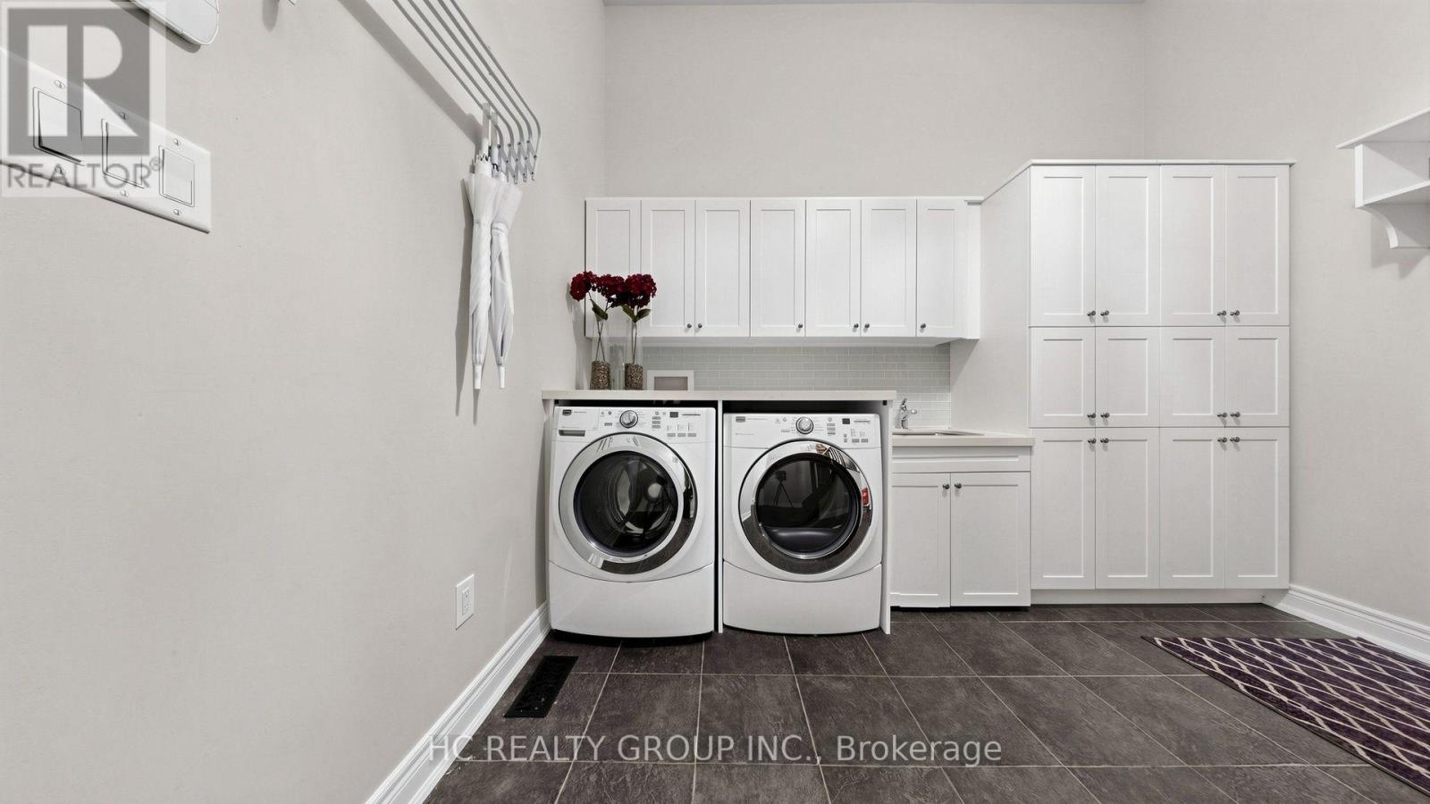 60 OAK AVENUE - Image 47