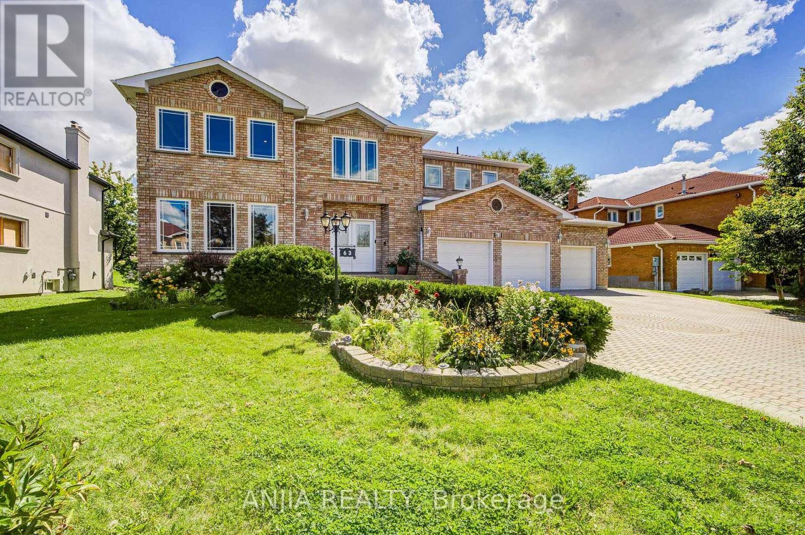 63 BECKENRIDGE DRIVE, Markham photo 2