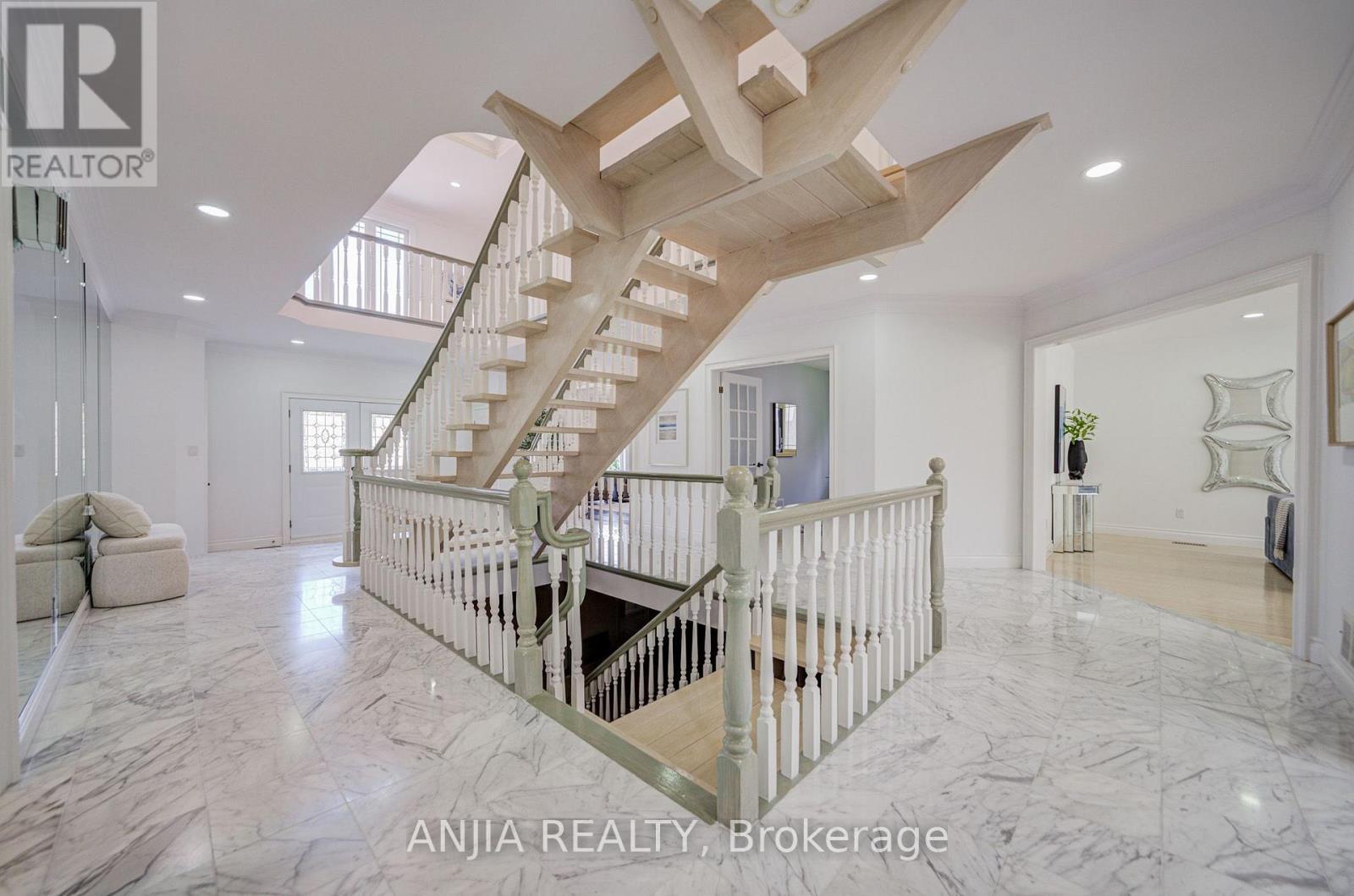 63 BECKENRIDGE DRIVE, Markham photo 4