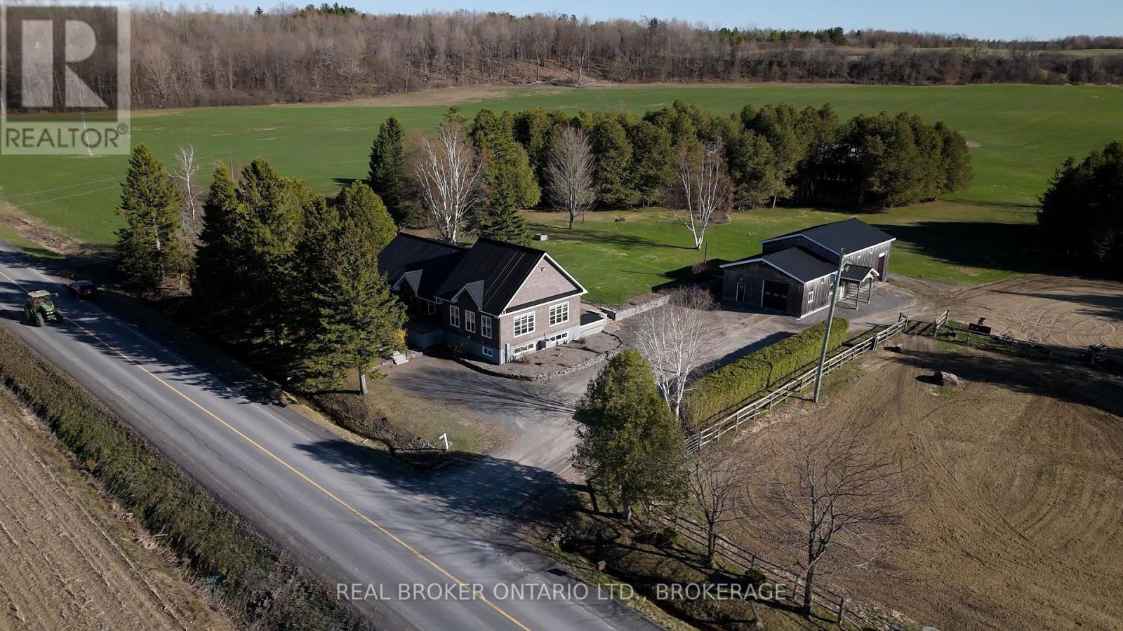 1850 RIDGE ROAD W, Champlain — photo 2