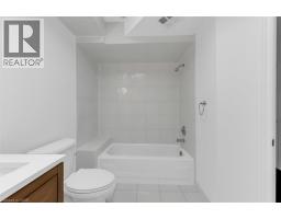 1389 Lakeshore Road, Burlington, ON L7S1B1 Photo 32