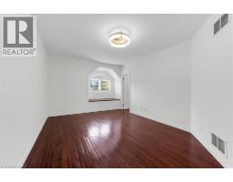 1389 Lakeshore Road, Burlington, ON L7S1B1 Photo 33