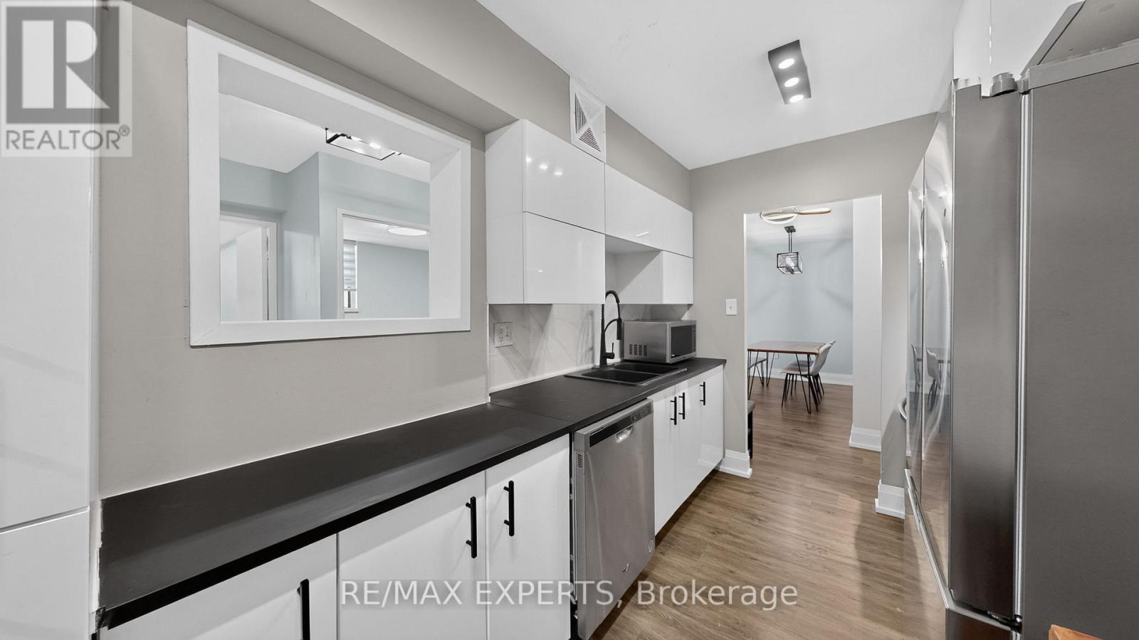 #1703 390 DIXON ROAD - 6