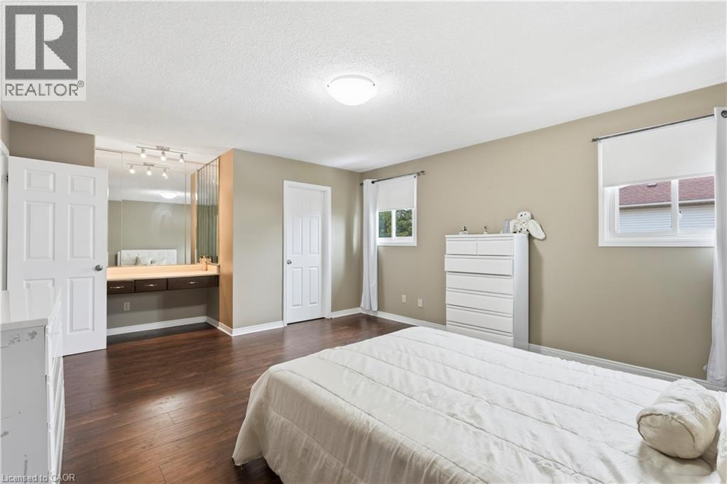 138 LIVINGSTON Avenue - 20