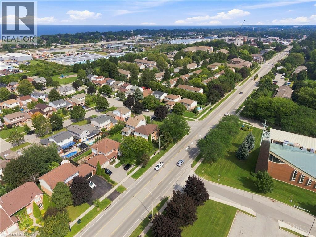 138 LIVINGSTON Avenue - 42