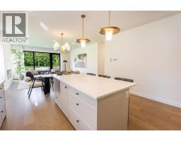 4pc Bathroom - 2056 Marion Avenue, Sarnia, ON N0N1C0 Photo 8