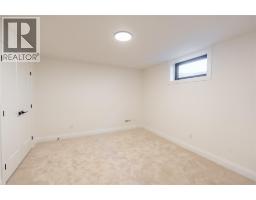 2056 Marion Avenue, Sarnia, ON N0N1C0 Photo 28