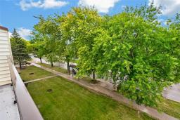 302 1 Burland Avenue, Winnipeg, MB R2N2E4 Photo 39