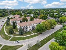 302 1 Burland Avenue, Winnipeg, MB R2N2E4 Photo 46