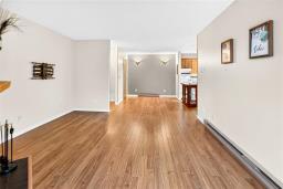 302 1 Burland Avenue, Winnipeg, MB R2N2E4 Photo 8