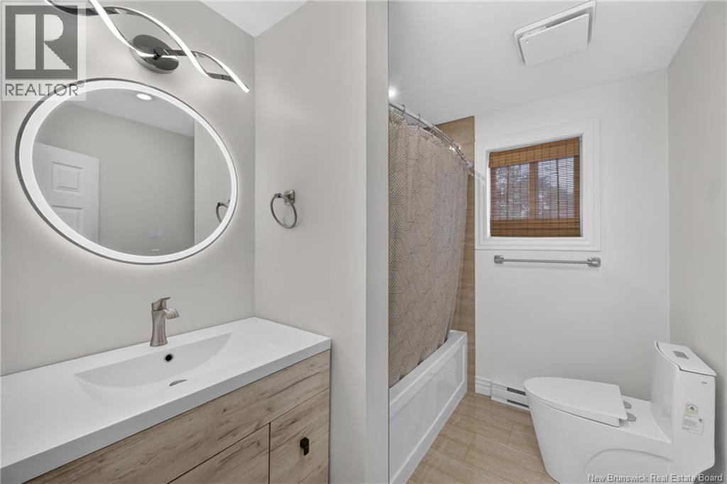 64 Athlone Avenue - 28