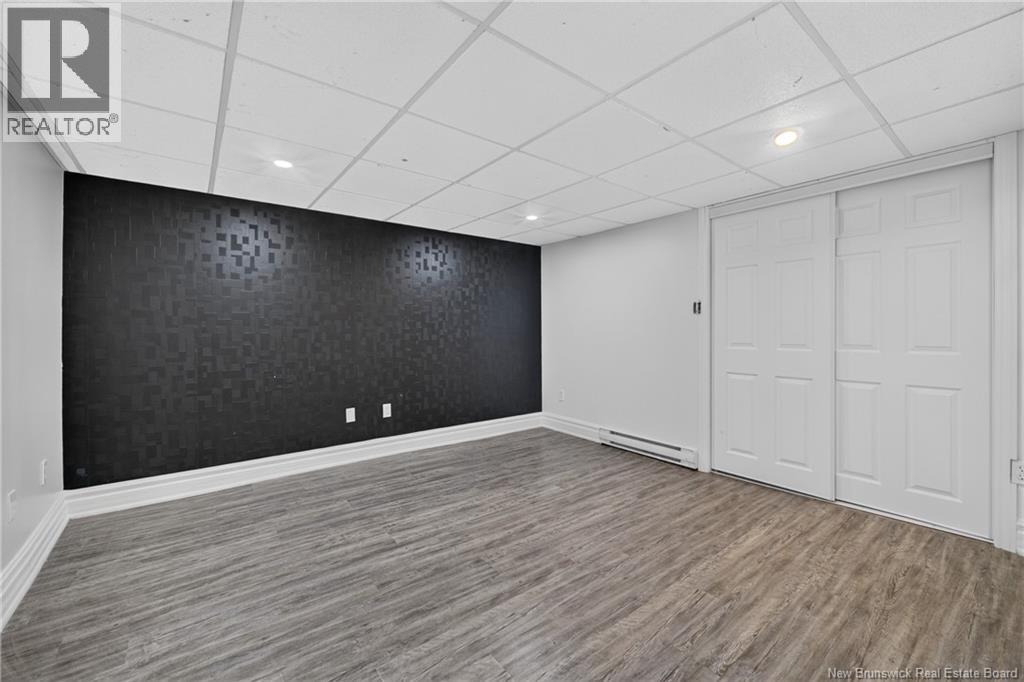 64 Athlone Avenue - 32