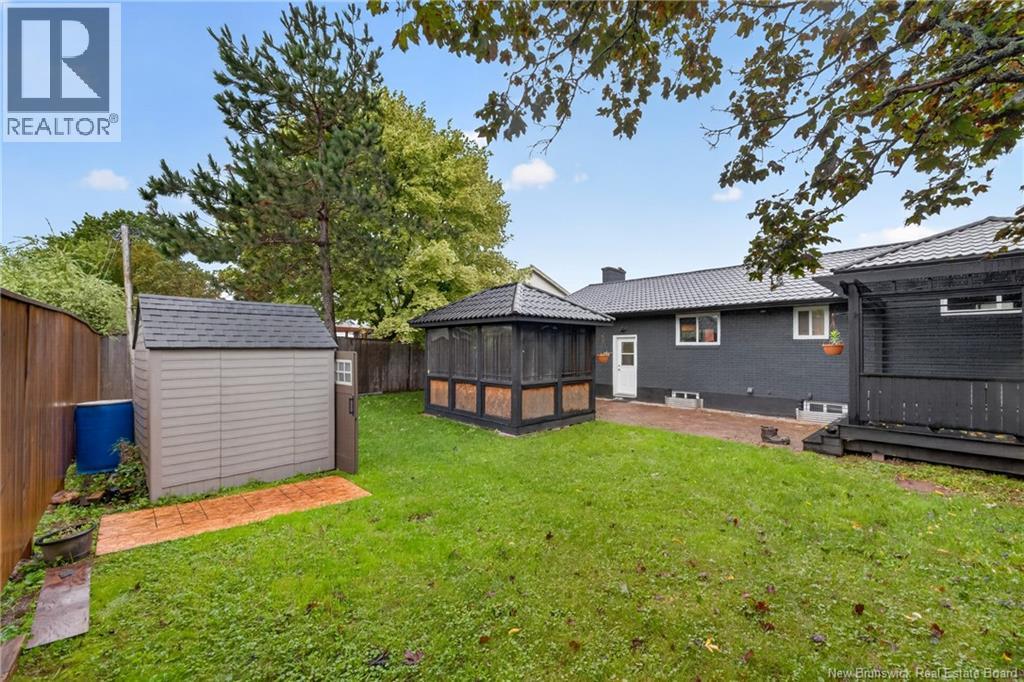 64 Athlone Avenue - 8