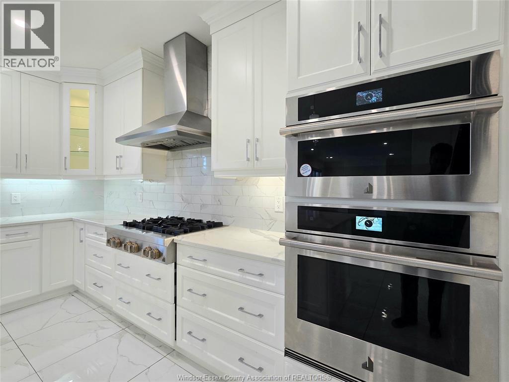 319 CHRISTINE AVENUE - 14