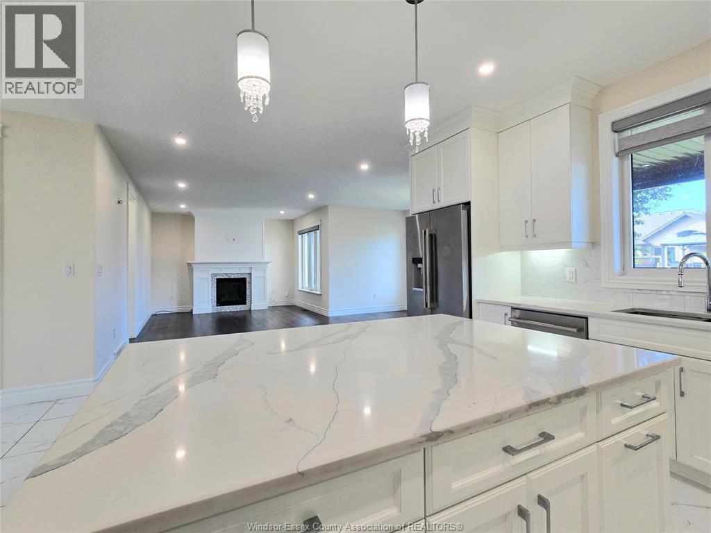 319 CHRISTINE AVENUE - Image 16