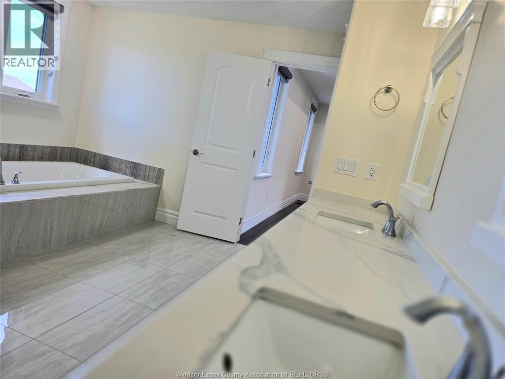 319 CHRISTINE AVENUE - 24